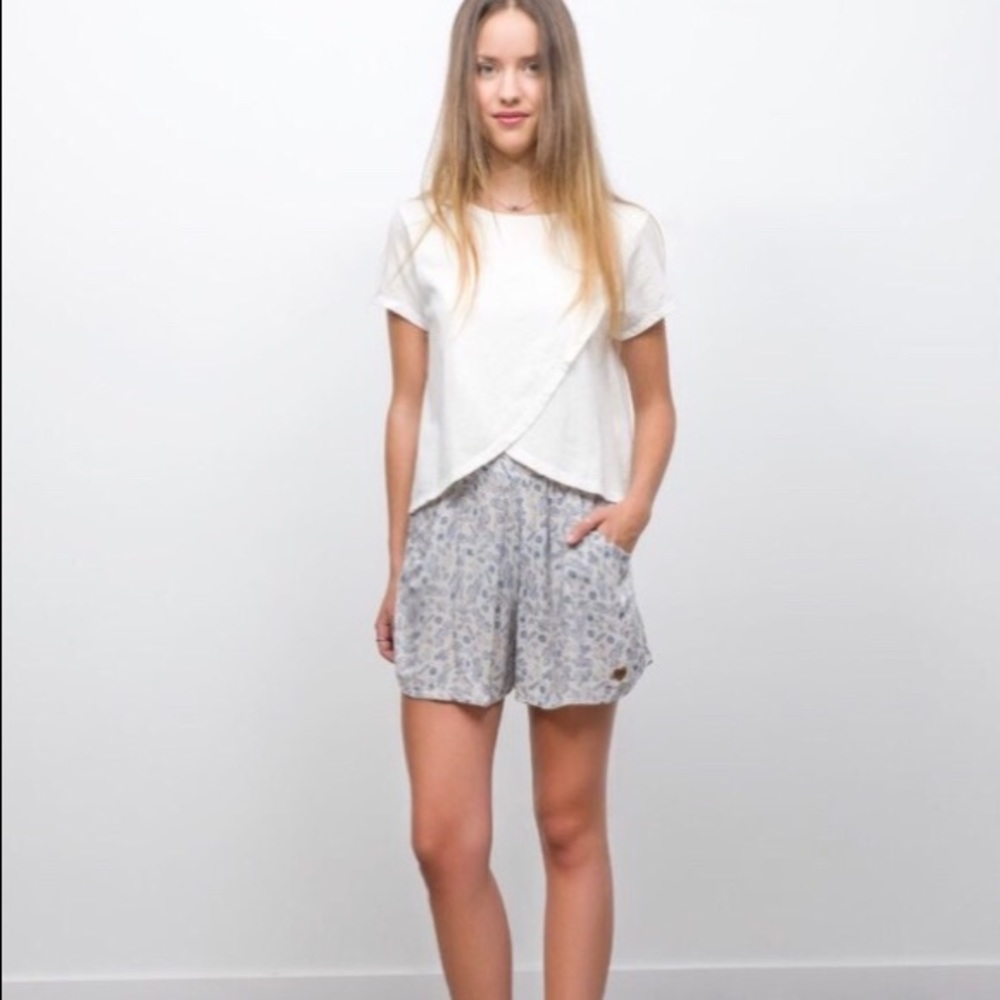 Double Agent high waisted cactus shorts